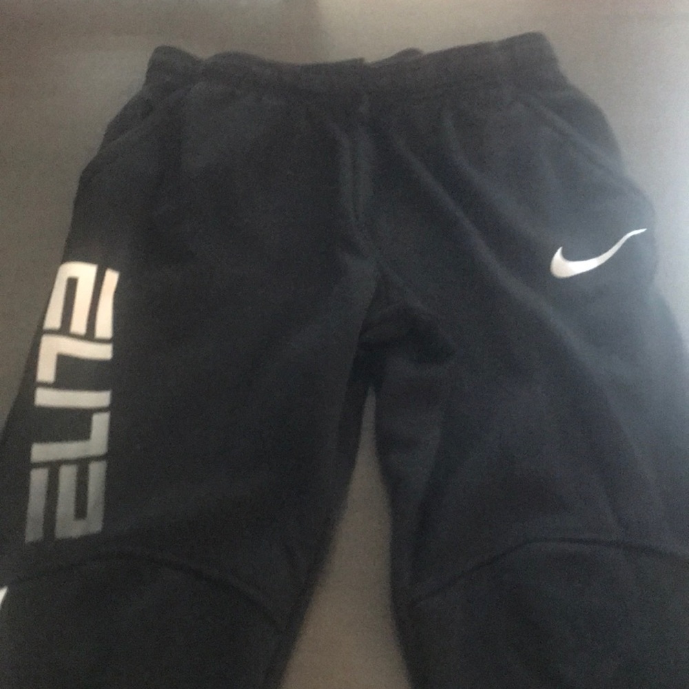 Nike Elite Athletic Pants
